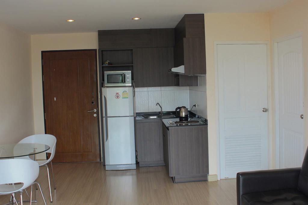 Ferienwohnung The Ocean Pearl Pattaya Zimmer foto